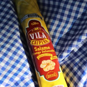 Salaminho Frango Defumado Misto (provolone, azeitona e pimenta biquinho) 270g Vila Caipira